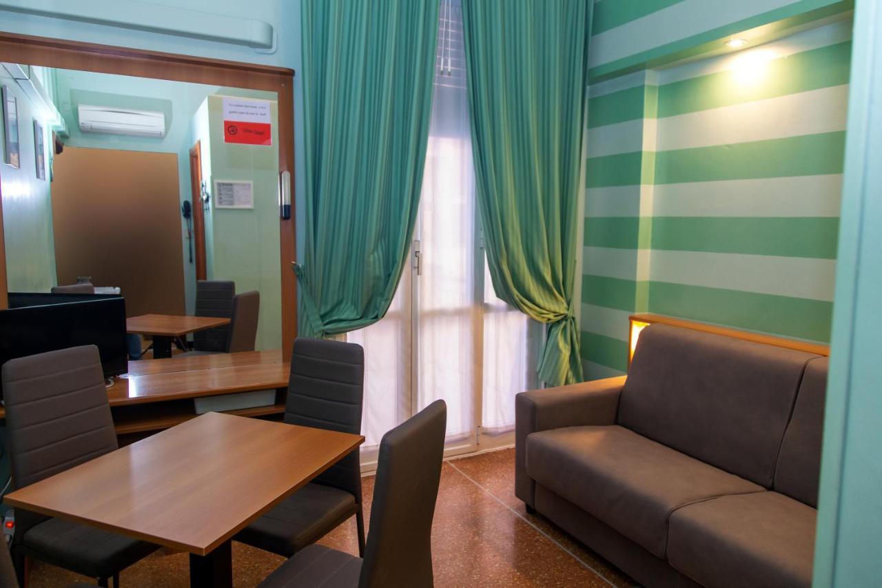 Albergo Glory Borghetto Santo Spirito Ngoại thất bức ảnh